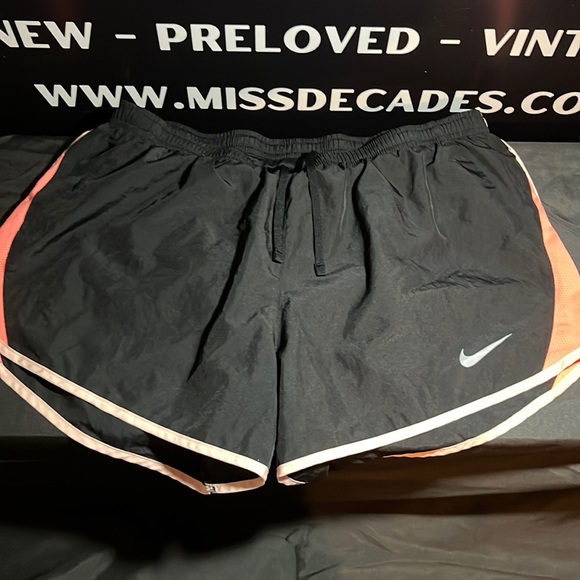 Nike Pants - Nike Dri-Fit Running Shorts size 14 (large)